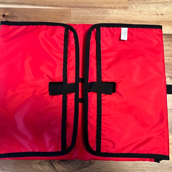 Kate Spade Disney Minnie Mouse Diaper Bag - Picture 7 of 8